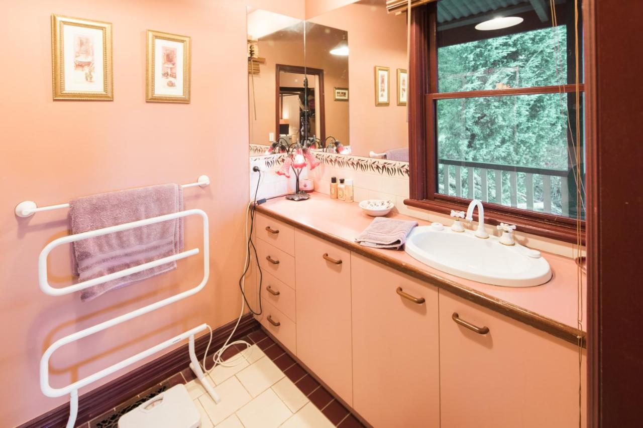 Rustic Refuge Guesthouse Kalorama Luaran gambar